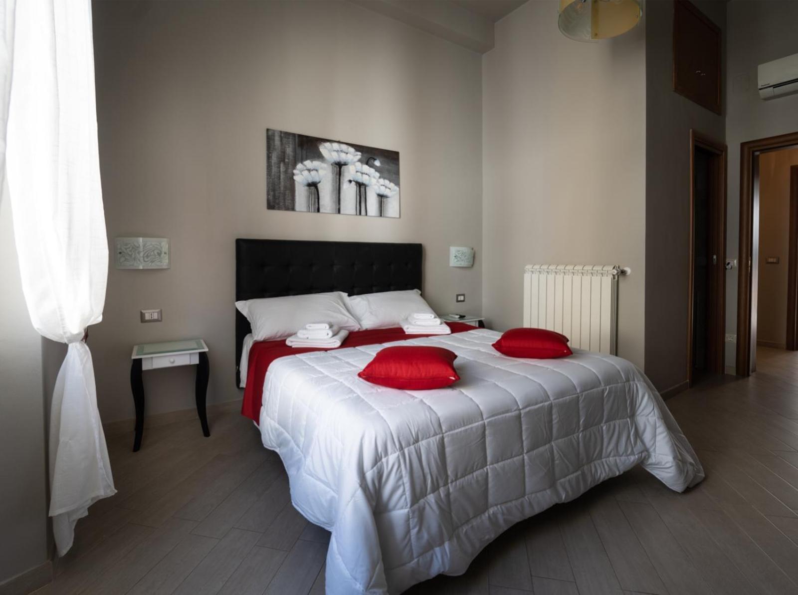 Conte Cavour Hotel เมสซีนา ภายนอก รูปภาพ