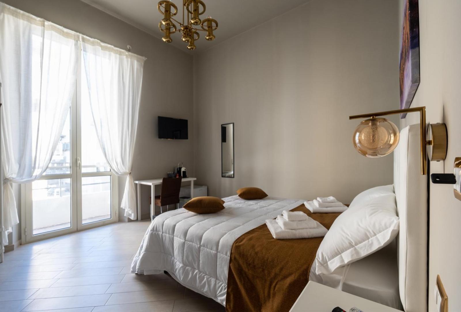 Conte Cavour Hotel เมสซีนา ภายนอก รูปภาพ